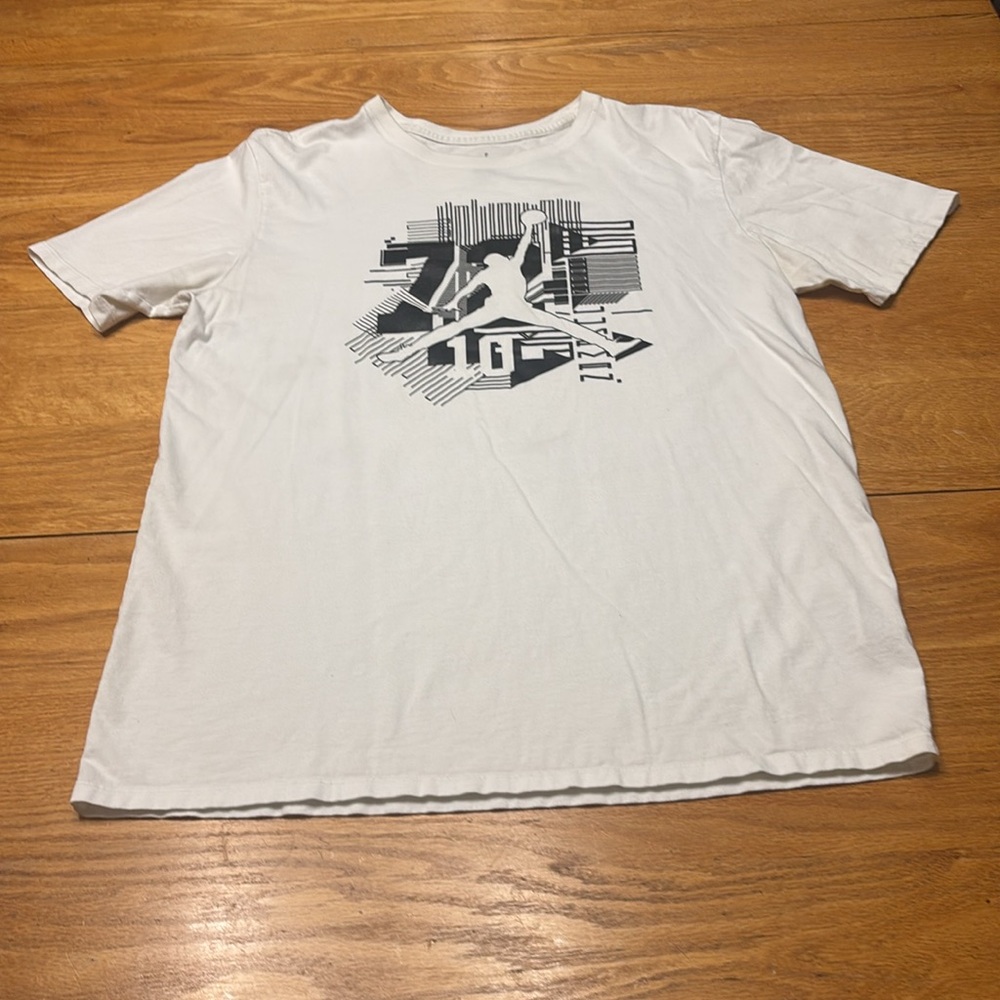 A 3 Piece Set, Jordan White Graphic Tee with Gray & Black Athletic Shorts - Picture 4 of 8